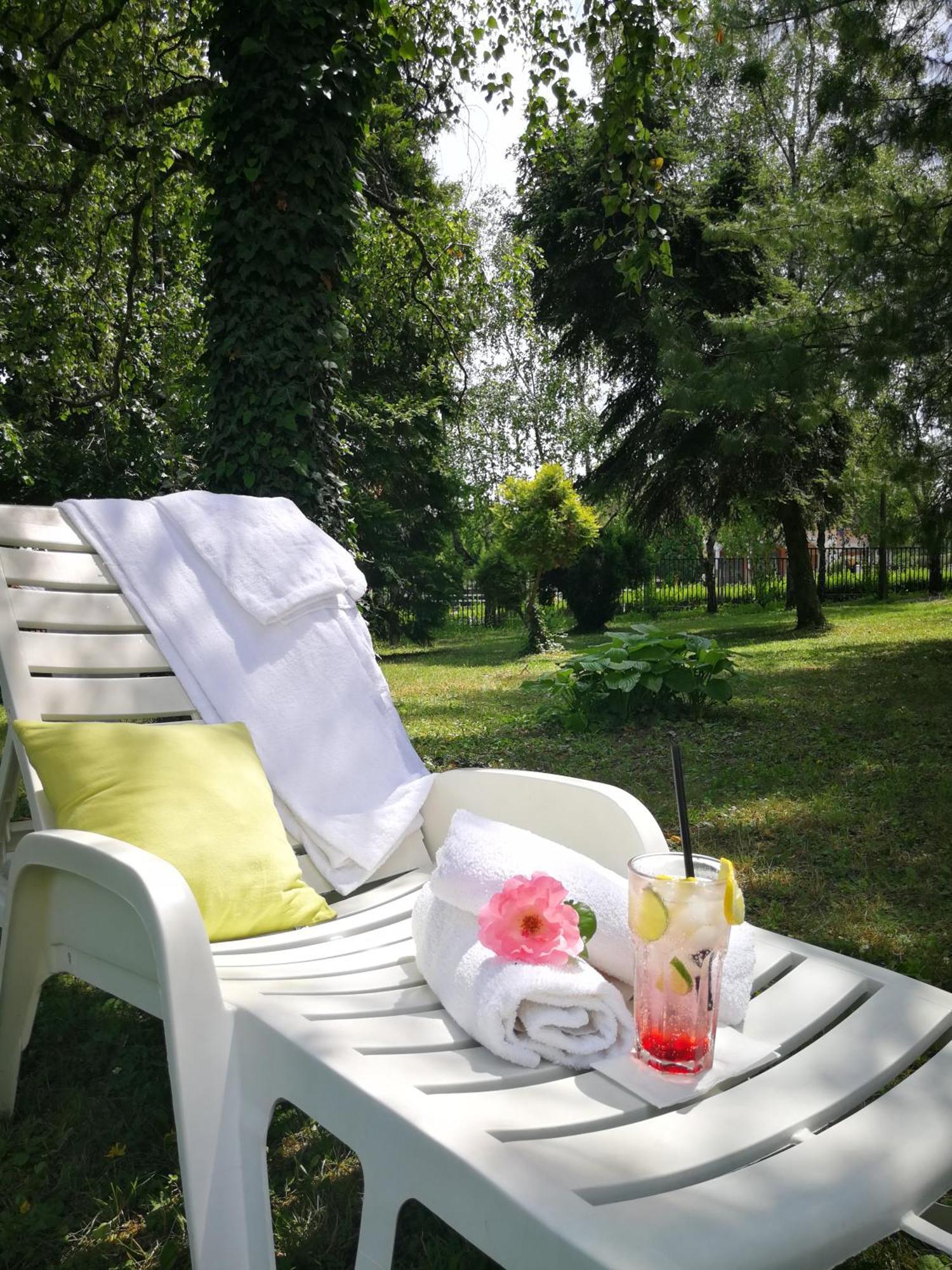 Hotel Fit Heviz Ngoại thất bức ảnh