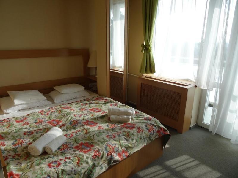 Hotel Fit Heviz Ngoại thất bức ảnh
